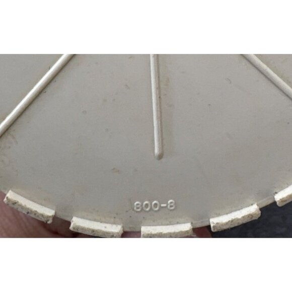 Tupperware Almond Harvest Gold Beige 800-8 1 Qt Pitcher with Lid & Insert Vintag - Picture 5 of 13